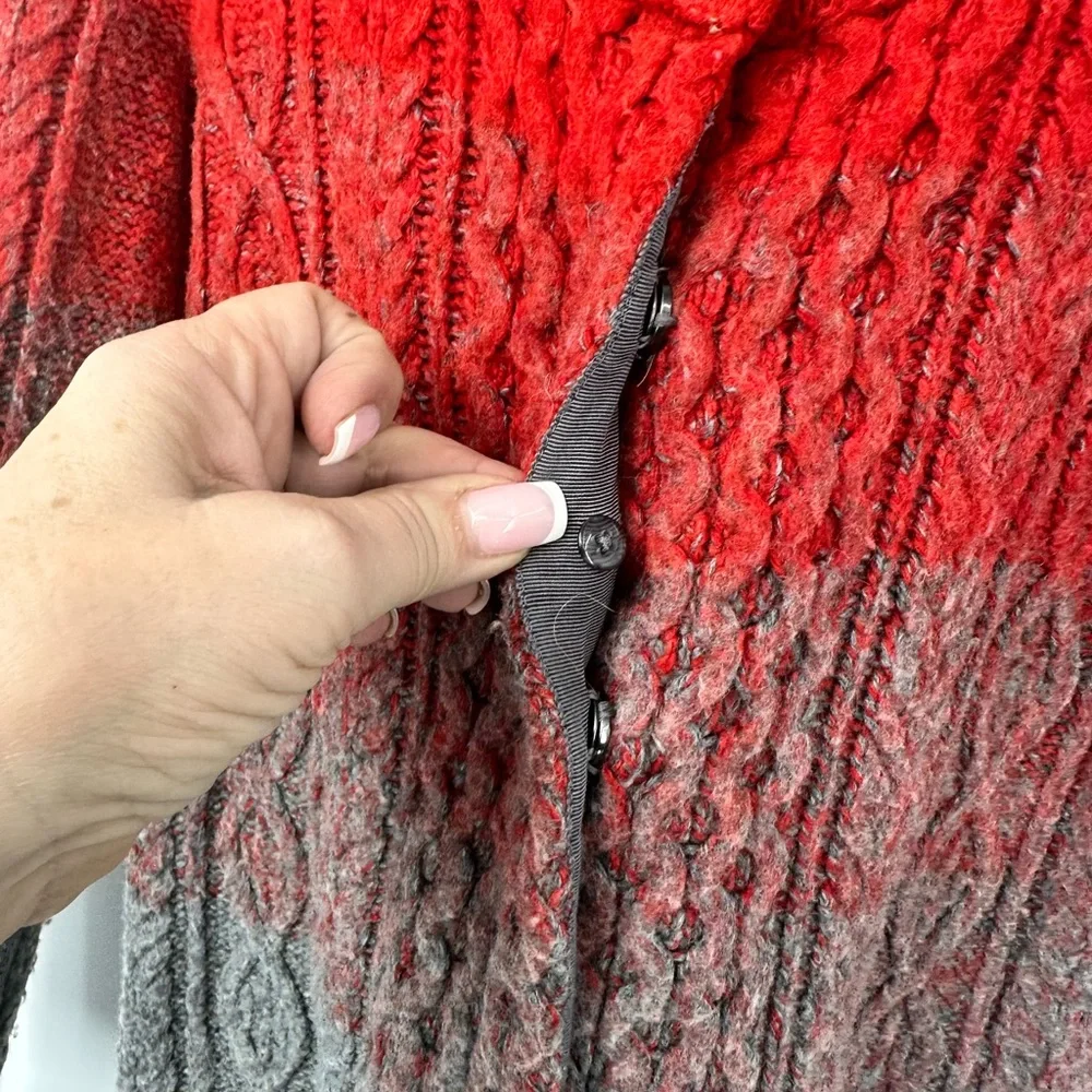 Sleeping on Snow Sweater Anthropologie Red Gray Ombre Knit Snap Small | H028